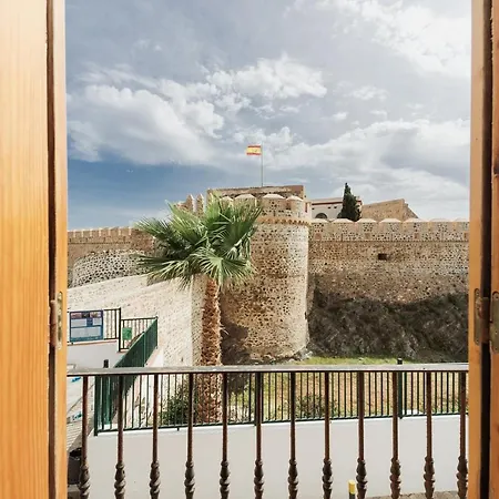 Castillo Azul * 阿尔姆尼卡